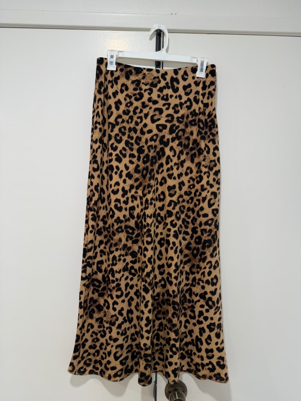 Le Lis Leopard Print Maxi Skirt - Tan & Black